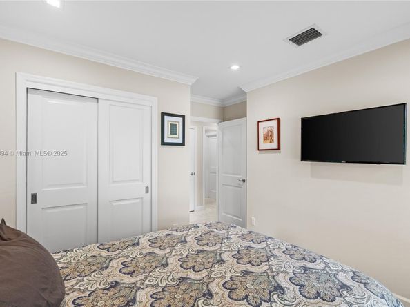 1360 Mendavia Ave, Coral Gables FL 33146