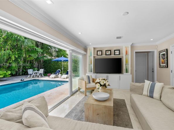 1360 Mendavia Ave, Coral Gables FL 33146