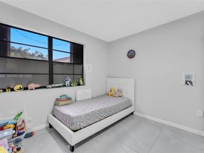 12233 SW 24th Ter 35, Miami FL 33175