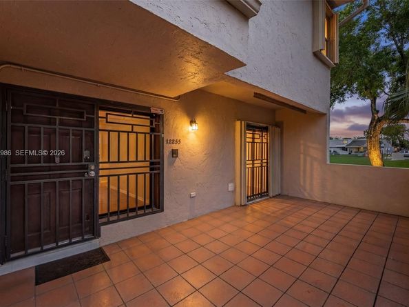 12233 SW 24th Ter 35, Miami FL 33175