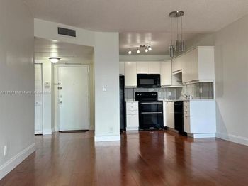 253 S Cypress Rd