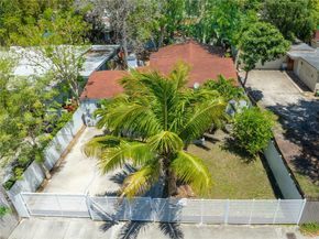 235 NW 59th St, Miami FL 33127