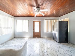 235 NW 59th St, Miami FL 33127