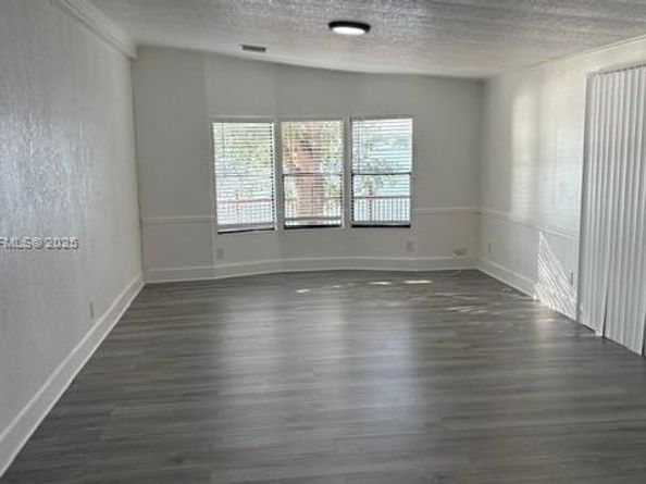 20216 NW 52 Pll, Miami Gardens FL 33612