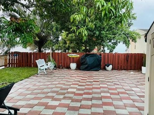 20216 NW 52 Pll, Miami Gardens FL 33612