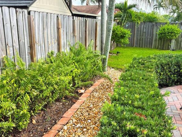 1357 SW 151st Ter, Sunrise FL 33326