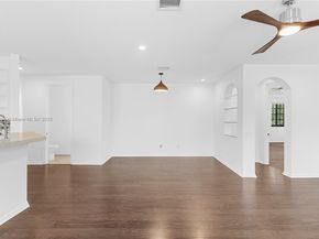 1559 Passion Vine Cir 72, Weston FL 33326