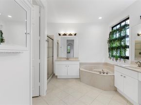 1559 Passion Vine Cir 72, Weston FL 33326