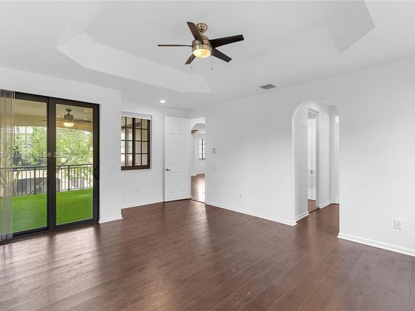 1559 Passion Vine Cir 72, Weston FL 33326