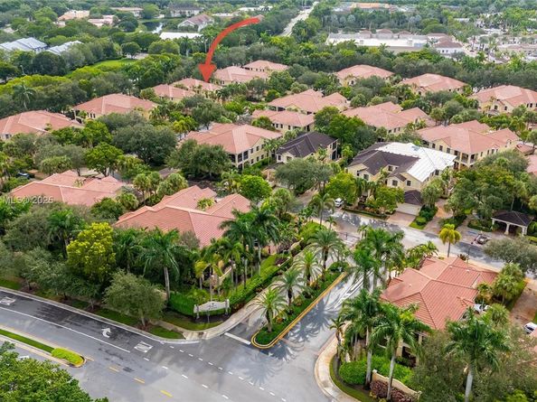 1559 Passion Vine Cir 72, Weston FL 33326