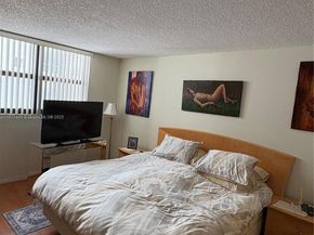 1621 Collins Ave 705, Miami Beach FL 33139