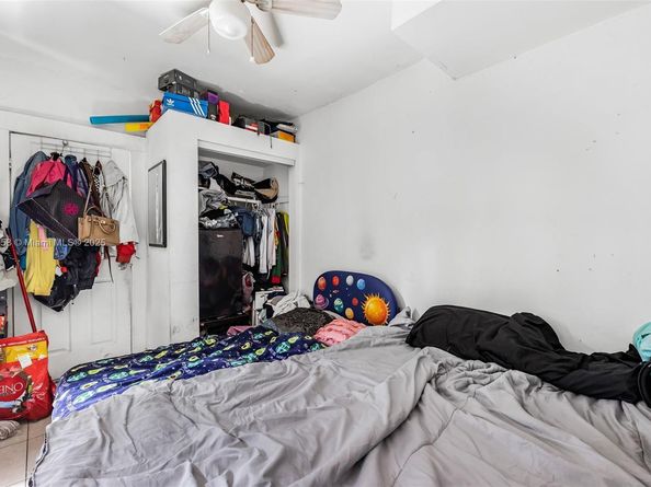 1236 NW 28th St, Miami FL 33142