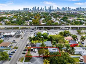 1236 NW 28th St, Miami FL 33142