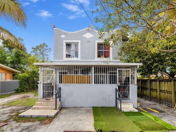 1236 NW 28th St, Miami FL 33142
