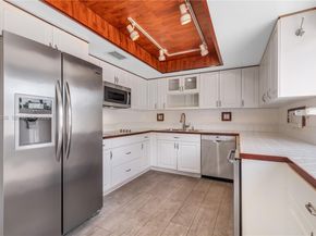 7010 SW 66th Ave 25, South Miami FL 33143