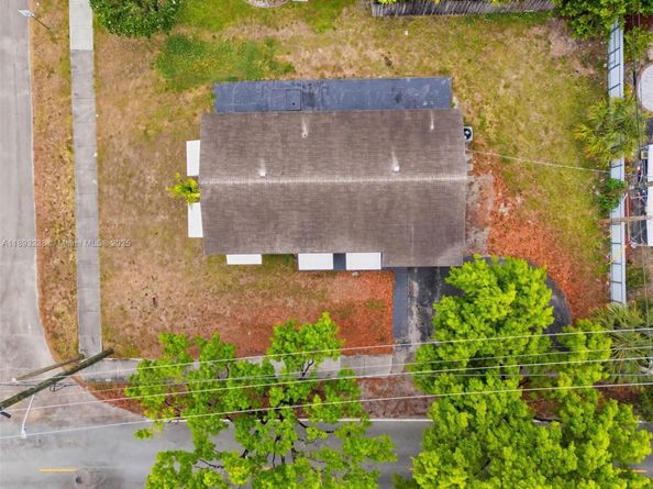 1920 N 66th Ave, Hollywood FL 33024