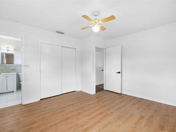 1920 N 66th Ave, Hollywood FL 33024