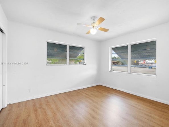 1920 N 66th Ave, Hollywood FL 33024