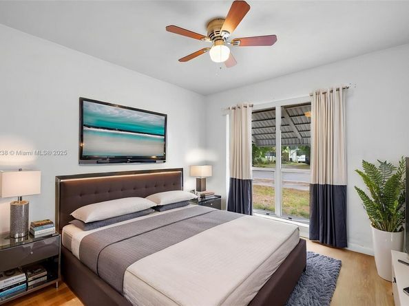 1920 N 66th Ave, Hollywood FL 33024