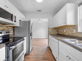 1920 N 66th Ave, Hollywood FL 33024