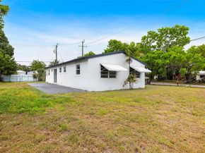 1920 N 66th Ave, Hollywood FL 33024