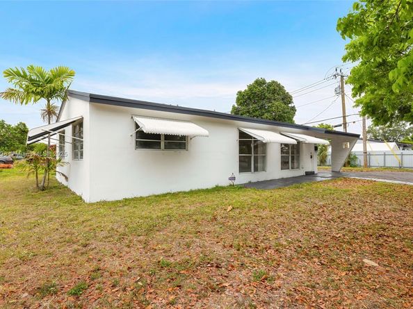1920 N 66th Ave, Hollywood FL 33024