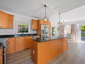 4001 SW 73rd Ave, Davie FL 33314