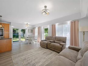 4001 SW 73rd Ave, Davie FL 33314