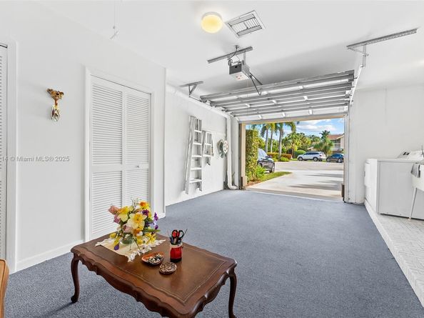 7665 Sierra Dr W, Boca Raton FL 33433