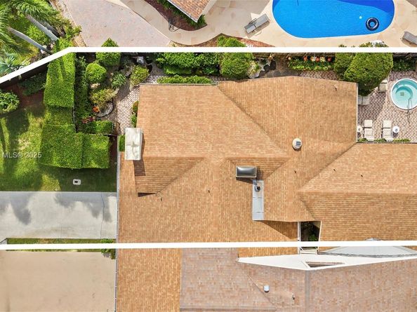 7665 Sierra Dr W, Boca Raton FL 33433