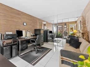 7665 Sierra Dr W, Boca Raton FL 33433