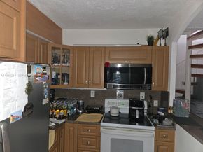 6580 W Flagler St 101, Miami FL 33144
