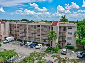 2571 Aragon Blvd 220, Sunrise FL 33322