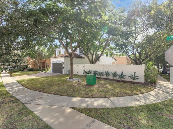 16290 SW 49th Ct, Miramar FL 33027