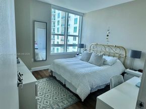 950 Brickell Bay Dr 1905, Miami FL 33131