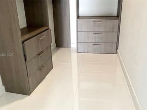 851 NE 1st Ave 412, Miami FL 33132