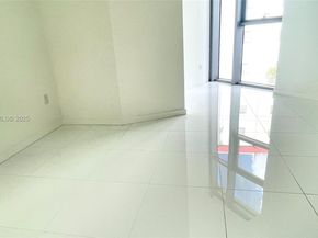 851 NE 1st Ave 412, Miami FL 33132