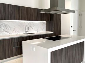 851 NE 1st Ave 412, Miami FL 33132