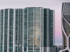 900 Biscayne Blvd 702, Miami FL 33132