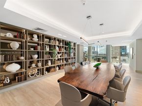 900 Biscayne Blvd 702, Miami FL 33132