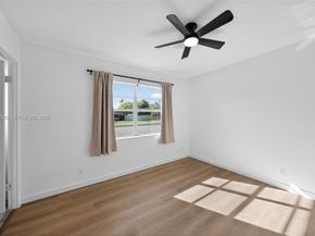 11550 SW 112th Ave, Miami FL 33176