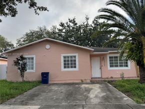 20138 NW 38th Pl, Miami Gardens FL 33055