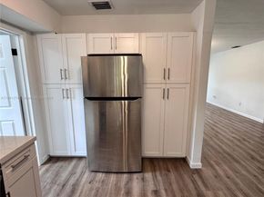 3040 NW 96th St, Miami FL 33147