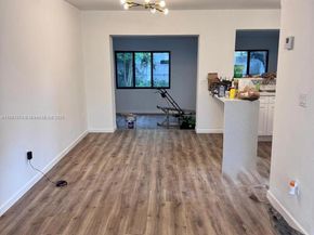 3040 NW 96th St, Miami FL 33147