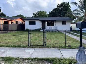 3040 NW 96th St