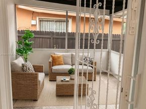 3040 NW 96th St, Miami FL 33147