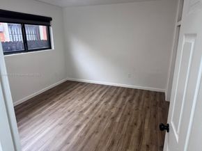 3040 NW 96th St, Miami FL 33147