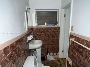 6841 SW 16th Ct, Pembroke Pines FL 33023