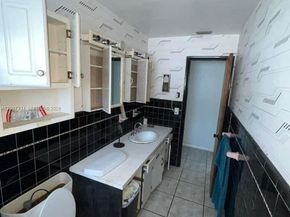 6841 SW 16th Ct, Pembroke Pines FL 33023