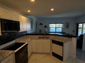 15490 SW 47th St, Miami FL 33185
